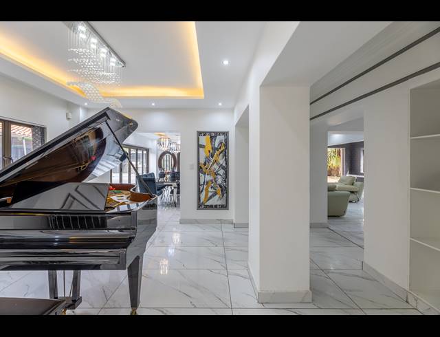 4 BEDROOM HOUSE FOR SALE IN BROADACRES